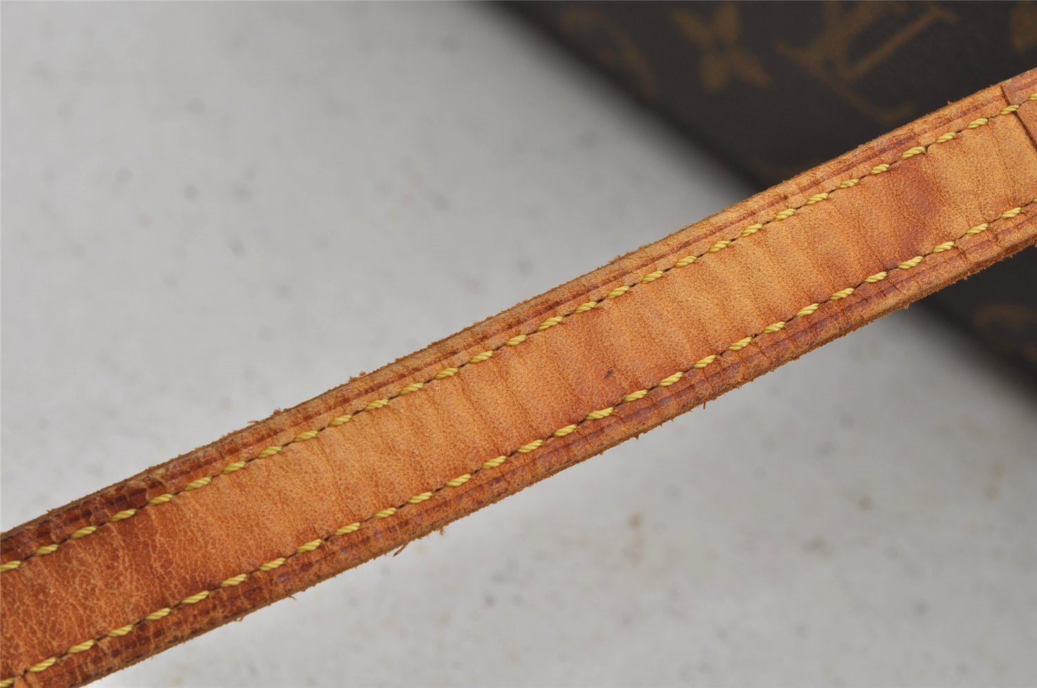 Authentic Louis Vuitton Monogram Cite MM Shoulder Bag M51182 LV Junk 4126J