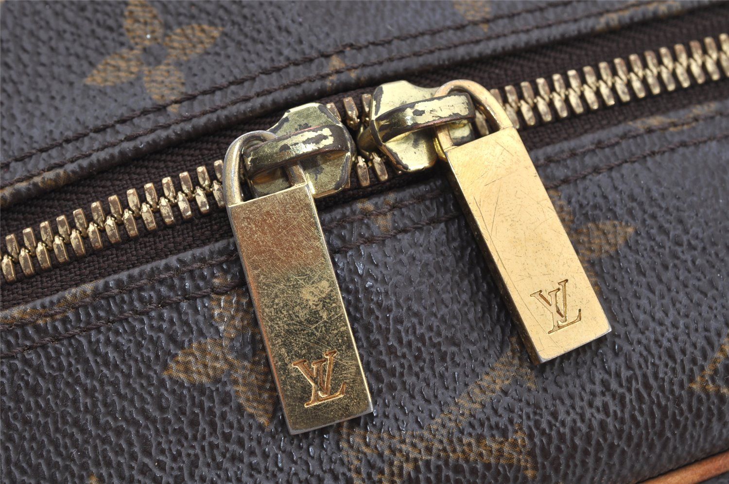 Authentic Louis Vuitton Monogram Cite MM Shoulder Bag M51182 LV Junk 4126J