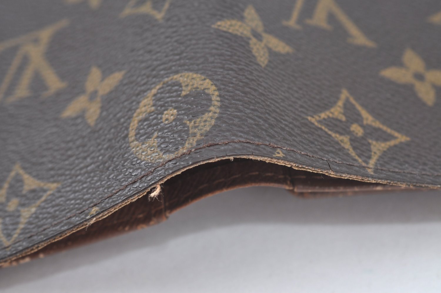 Authentic Louis Vuitton Monogram Portefeuille Magellan Wallet M60045 LV 4126K