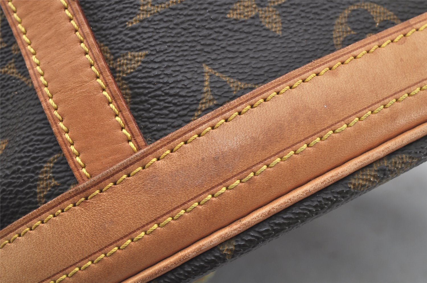 Authentic Louis Vuitton Monogram Bucket GM Shoulder Tote Bag M42236 Junk 4127K