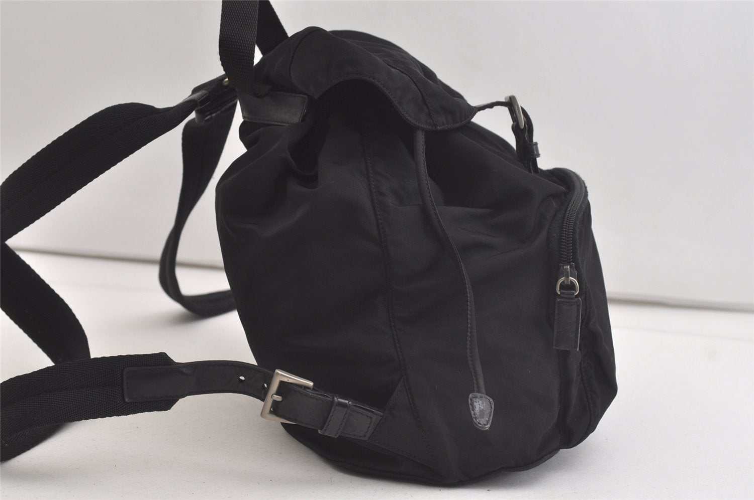 Authentic PRADA Vintage Nylon Tessuto Leather Drawstring Backpack Black 4128K