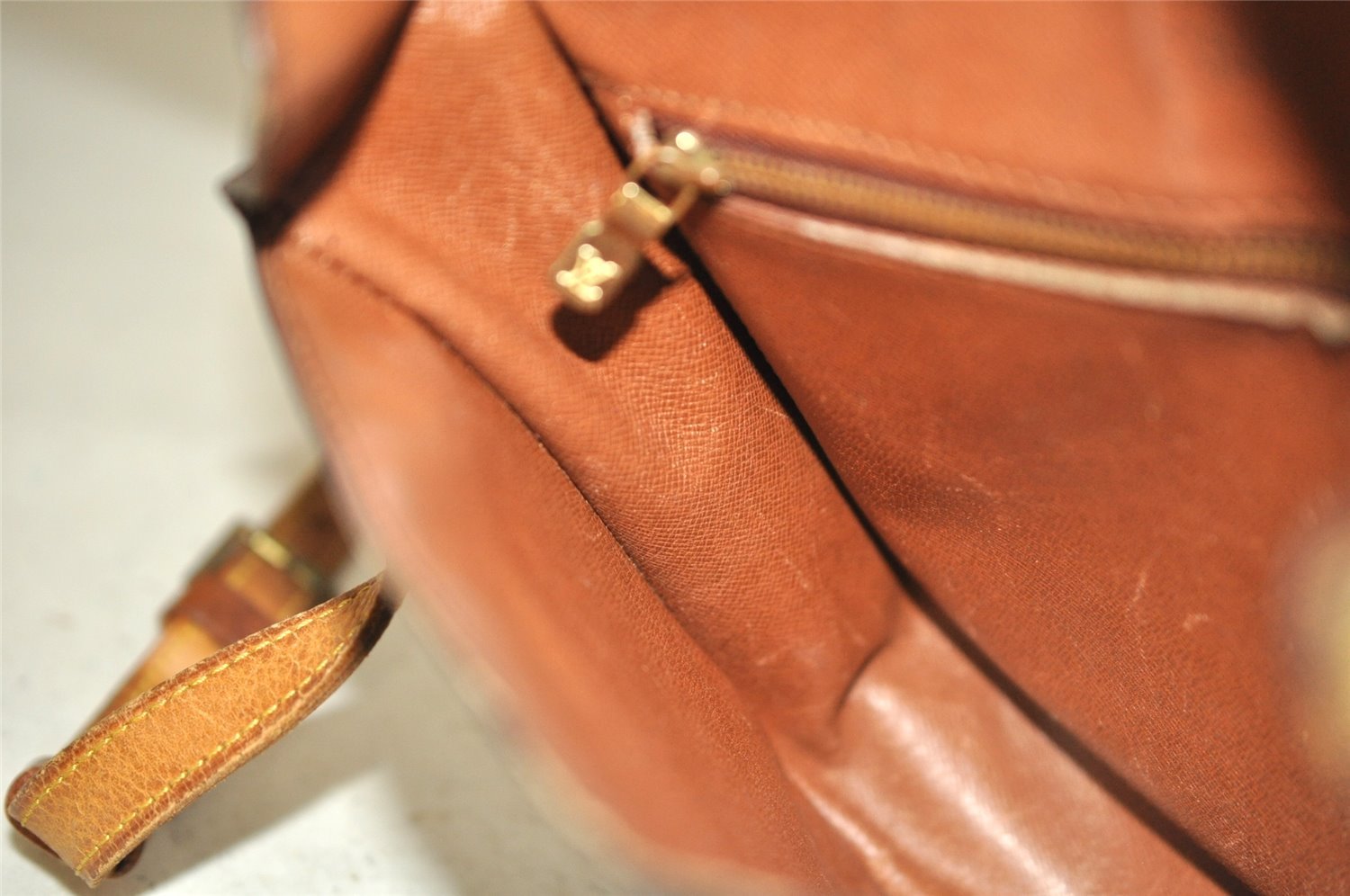 Authentic Louis Vuitton Monogram Saint Cloud GM M51242 Shoulder Cross Bag 4133J