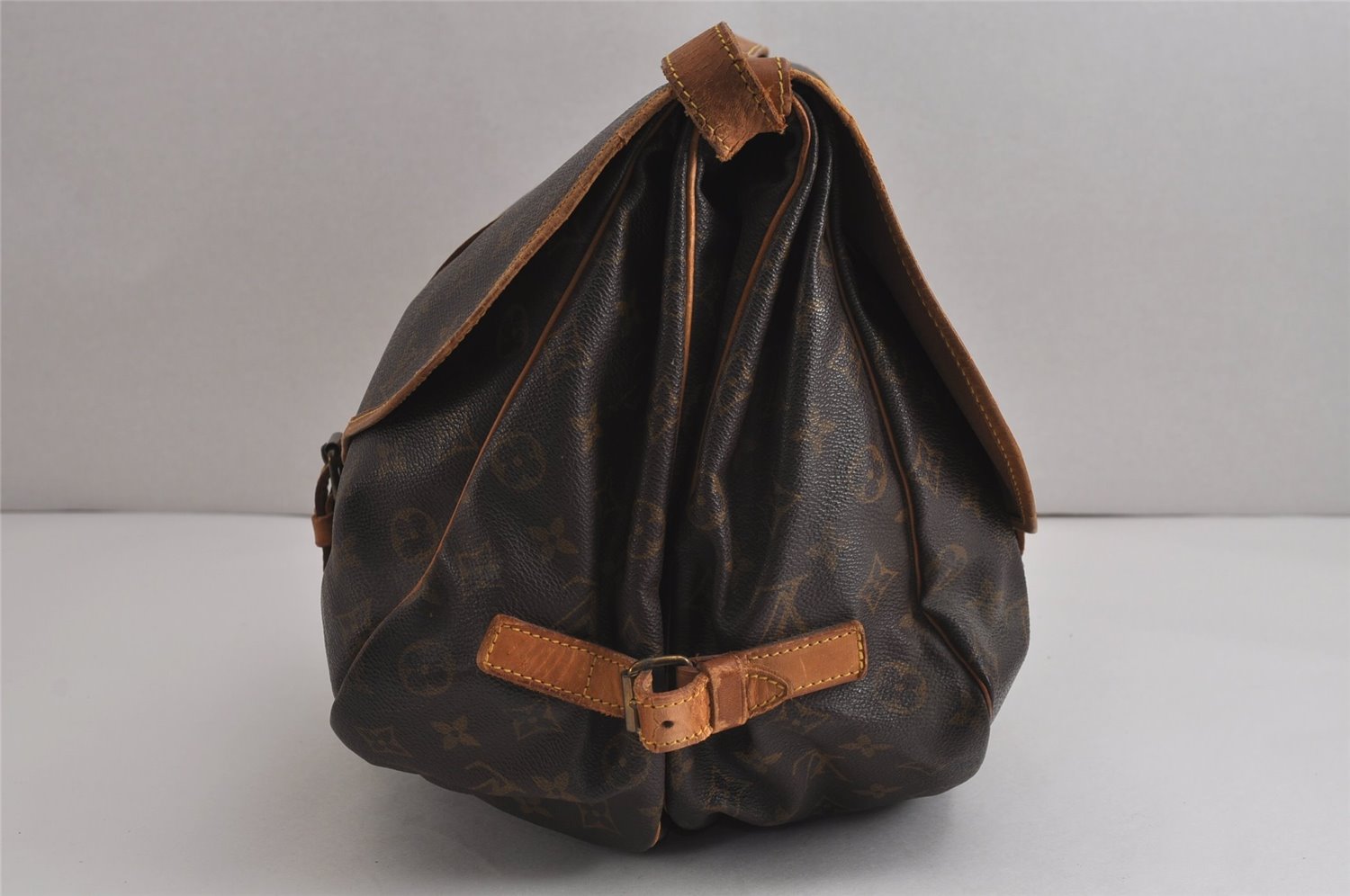 Authentic Louis Vuitton Monogram Saumur 35 Shoulder Cross Bag M42254 LV 4137J