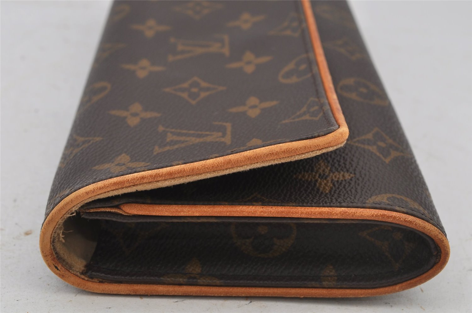 Authentic Louis Vuitton Monogram Pochette Twin GM Shoulder Bag M51852 LV 4140J