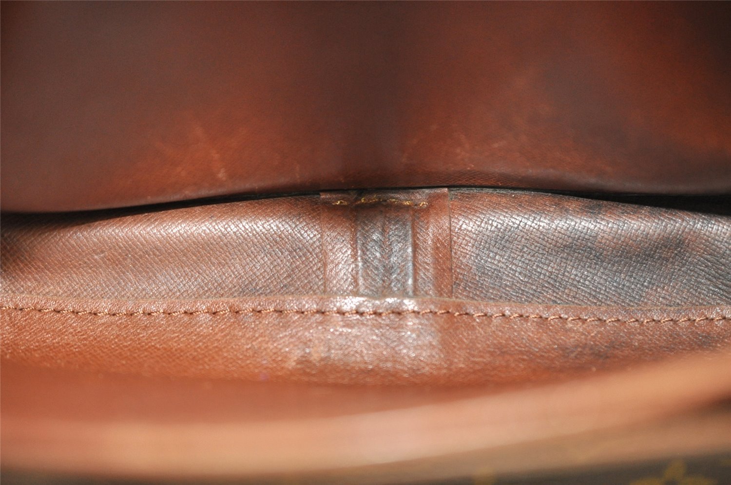 Authentic Louis Vuitton Monogram Cartouchiere MM M51253 Shoulder Cross Bag 4141I