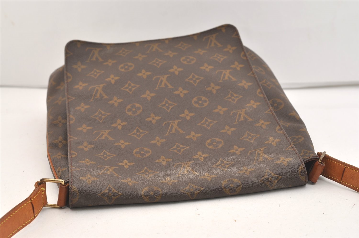 Authentic Louis Vuitton Monogram Musette Shoulder Cross Body Bag M51256 LV 4142J