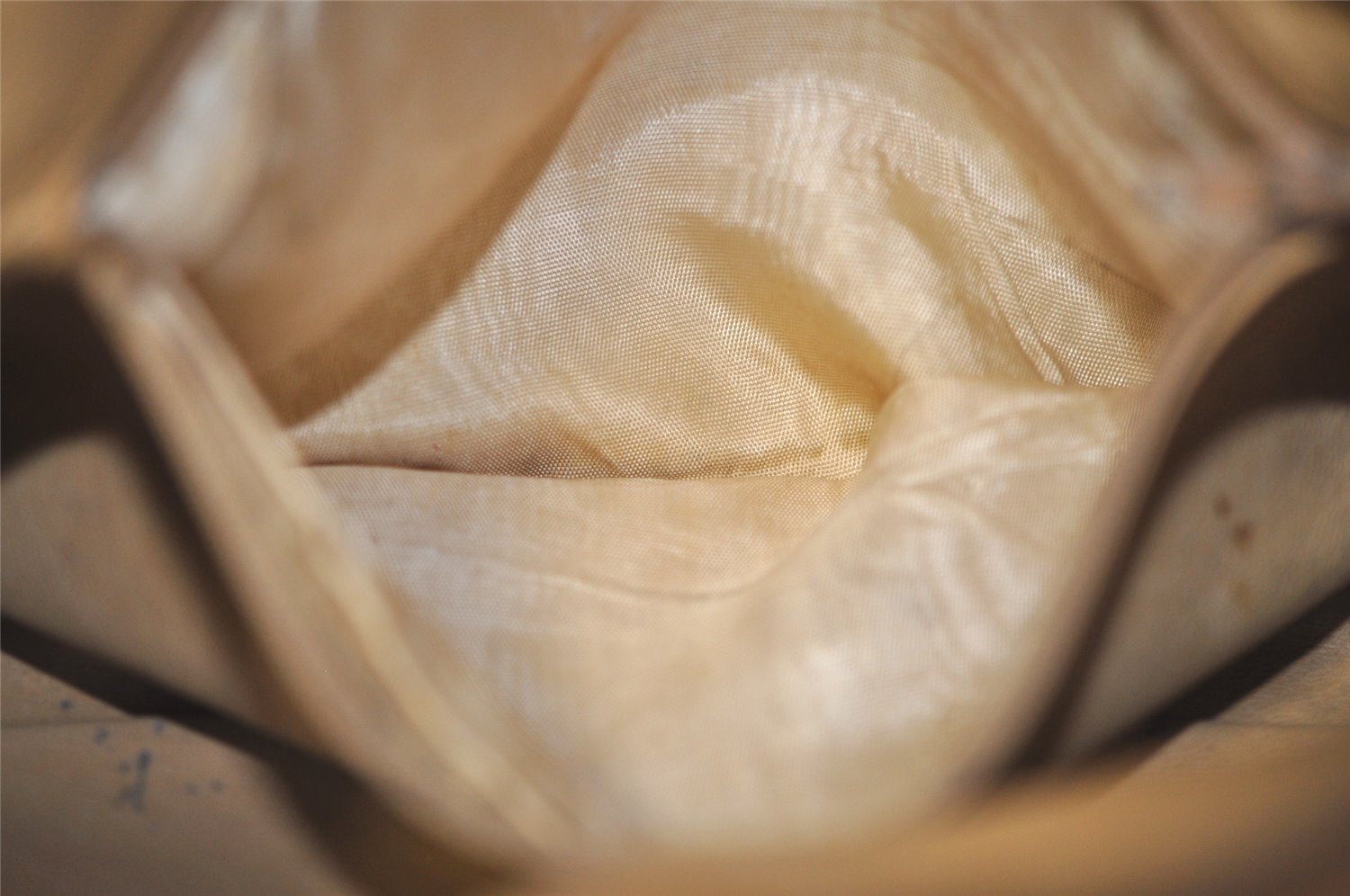 Authentic GUCCI Micro GG PVC Leather Shoulder Cross Body Bag Brown Junk 4145I