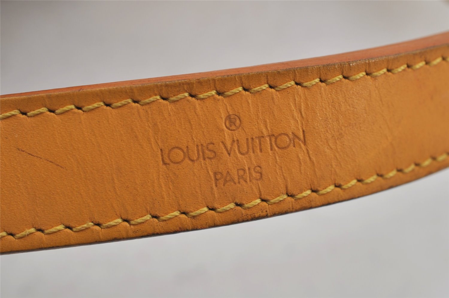 Authentic Louis Vuitton Epi Noe Shoulder Drawstring Bag Yellow M44009 LV 4146J