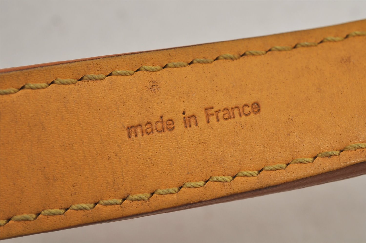 Authentic Louis Vuitton Epi Noe Shoulder Drawstring Bag Yellow M44009 LV 4146J