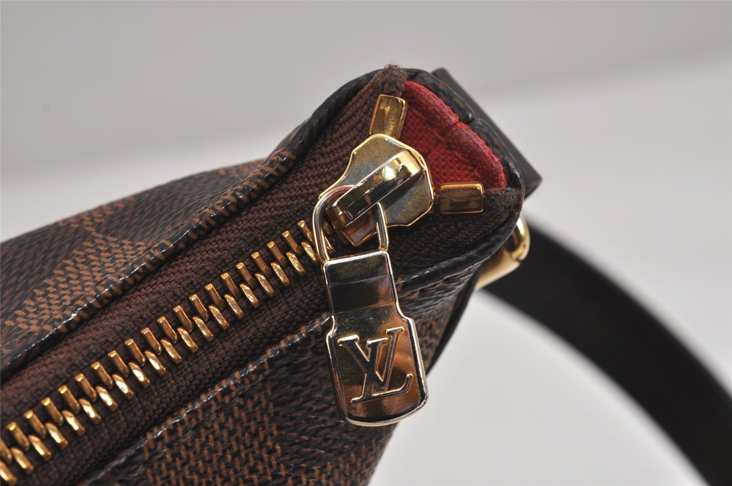 Authentic Louis Vuitton Damier Bloomsbury PM Shoulder Cross Bag N42251 LV 4147J