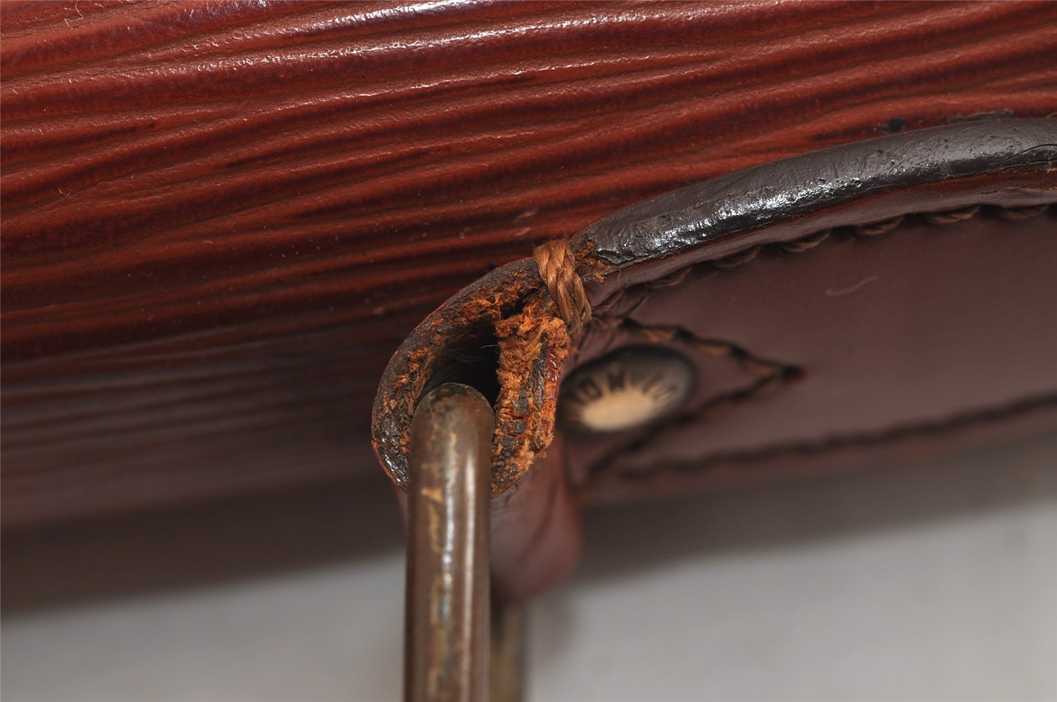 Authentic Louis Vuitton Epi Serviette Conseiller Briefcase Brown M54428 LV 4149J