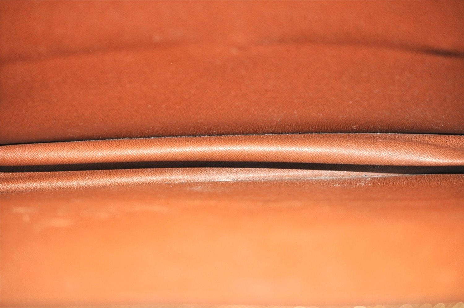 Authentic Louis Vuitton Epi Serviette Conseiller Briefcase Brown M54428 LV 4149J