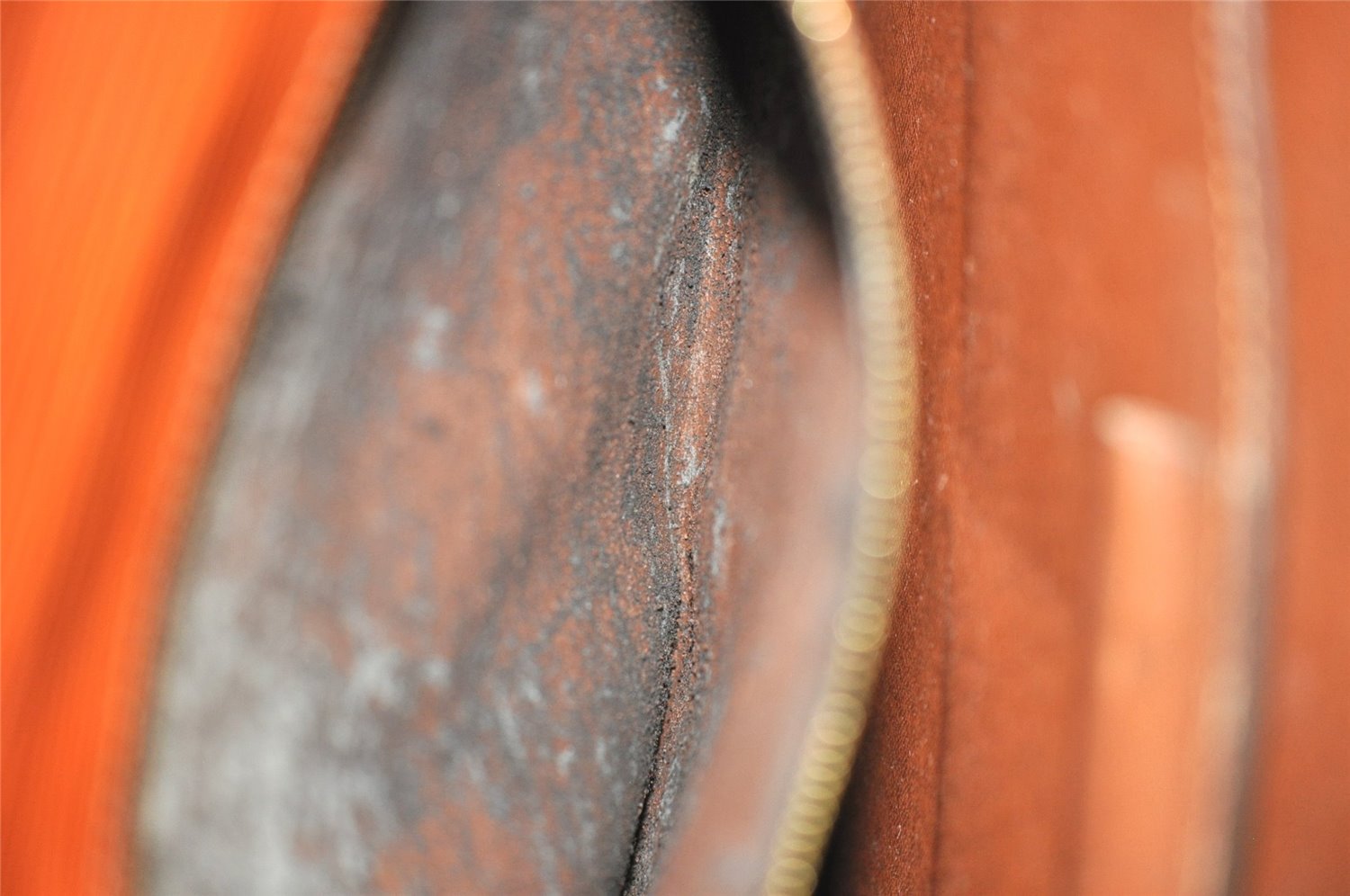 Authentic Louis Vuitton Epi Serviette Conseiller Briefcase Brown M54428 LV 4149J