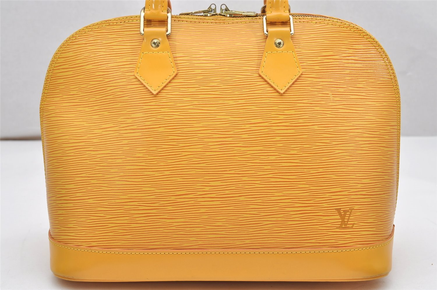 Authentic Louis Vuitton Epi Alma PM Hand Bag Yellow M52149 LV 4153K