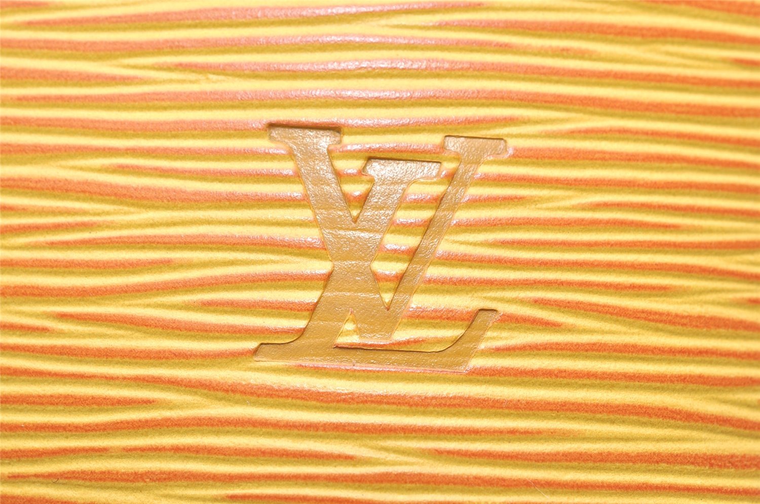 Authentic Louis Vuitton Epi Alma PM Hand Bag Yellow M52149 LV 4153K