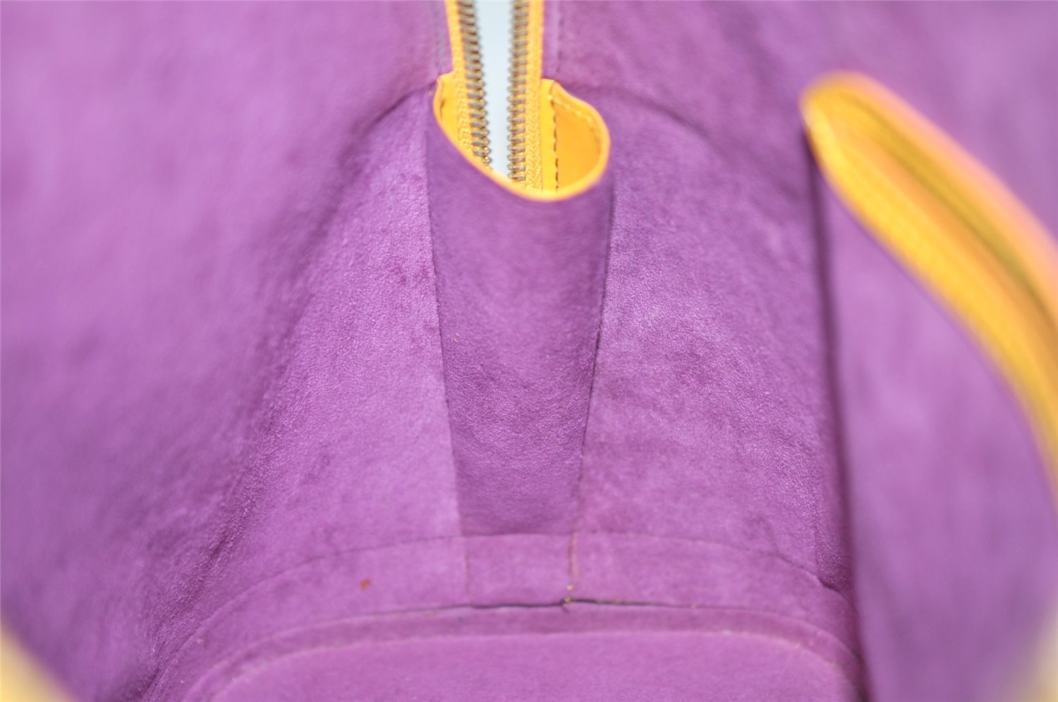 Authentic Louis Vuitton Epi Alma PM Hand Bag Yellow M52149 LV 4153K