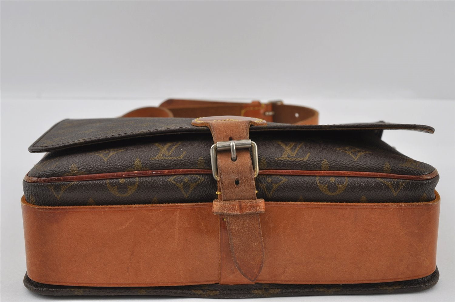 Authentic Louis Vuitton Monogram Cartouchiere GM Shoulder Bag Old Model 4154I