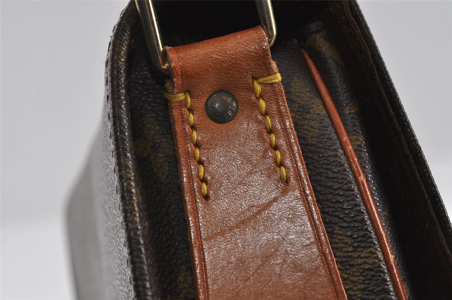 Authentic Louis Vuitton Monogram Cartouchiere GM Shoulder Bag Old Model 4154I