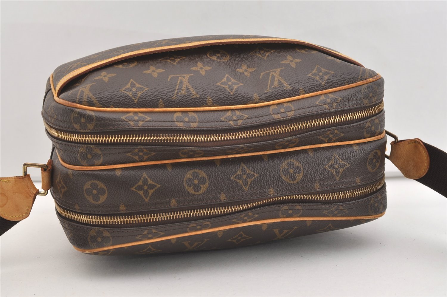 Authentic Louis Vuitton Monogram Reporter PM Shoulder Bag M45254 Junk 4154J