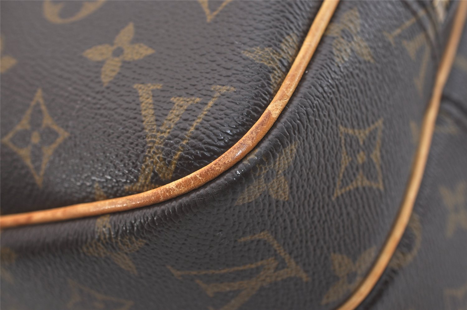 Authentic Louis Vuitton Monogram Reporter PM Shoulder Bag M45254 Junk 4154J