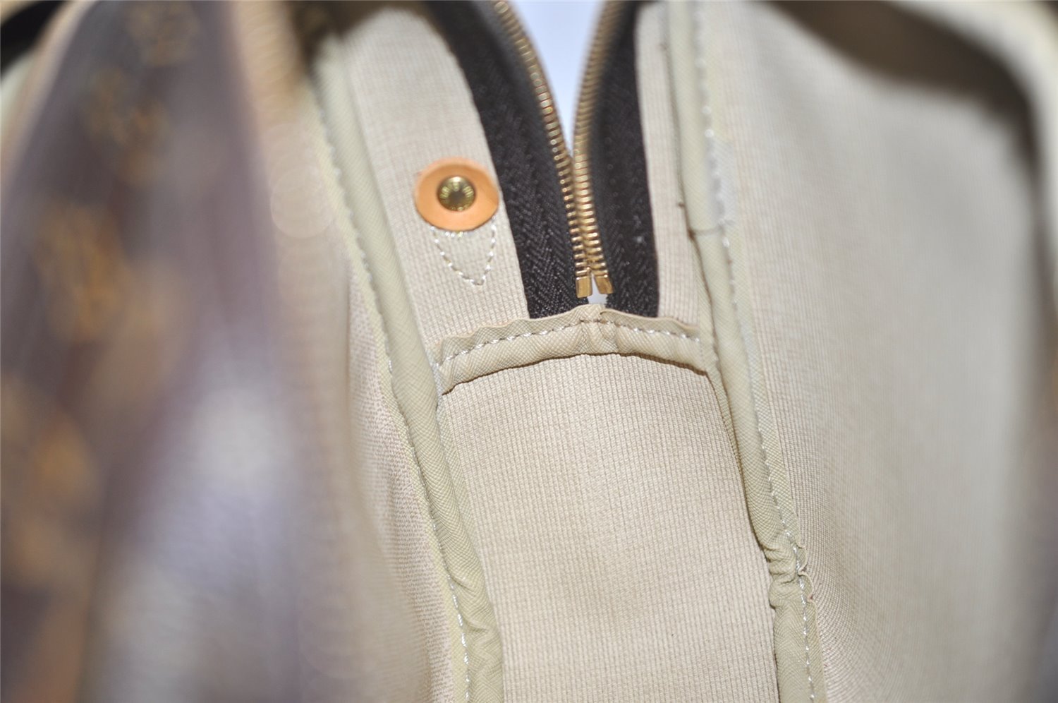 Authentic Louis Vuitton Monogram Reporter PM Shoulder Bag M45254 Junk 4154J