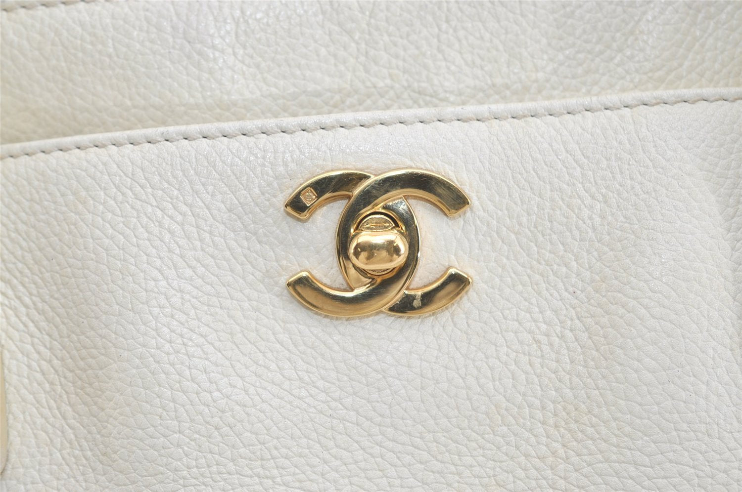 Authentic CHANEL Calf Skin Executive Line Turnlock 2Way Tote Bag White 4156J