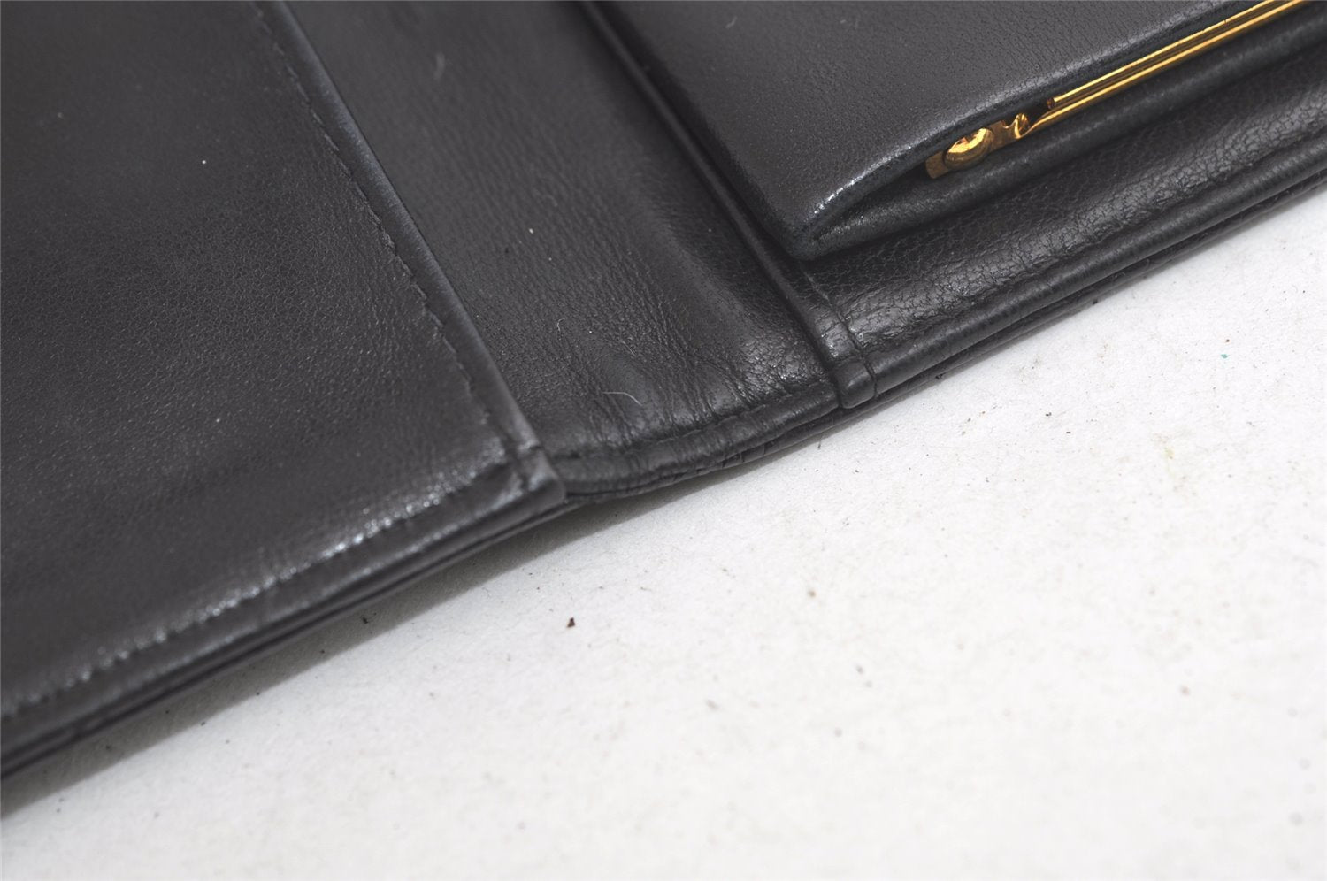 Authentic CHANEL Caviar Skin CC Logo Long Bifold Wallet Purse Black 4163K