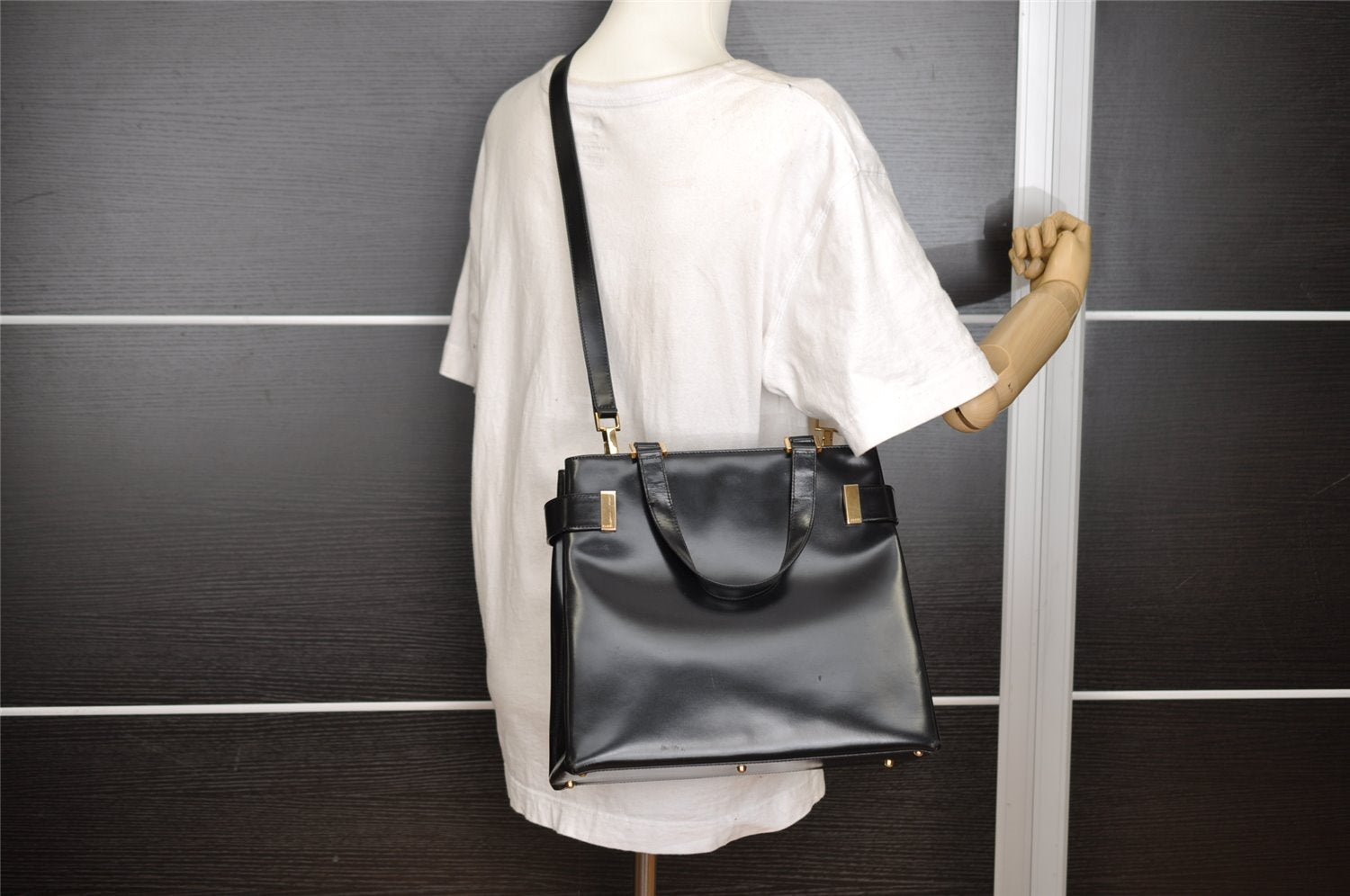 Authentic GUCCI Vintage 2Way Shoulder Hand Bag Purse Leather Black Junk 4164I