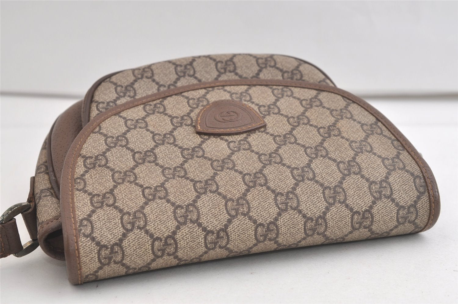 Authentic GUCCI Shoulder Cross Body Bag Purse GG PVC Leather Brown Junk 4176K