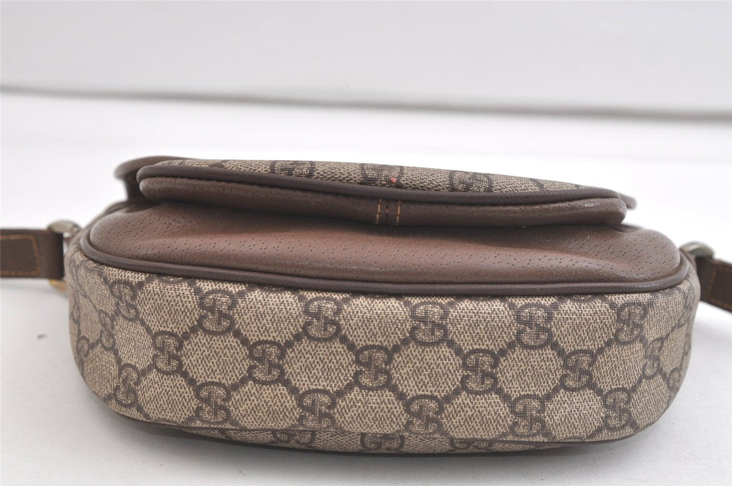 Authentic GUCCI Shoulder Cross Body Bag Purse GG PVC Leather Brown Junk 4176K