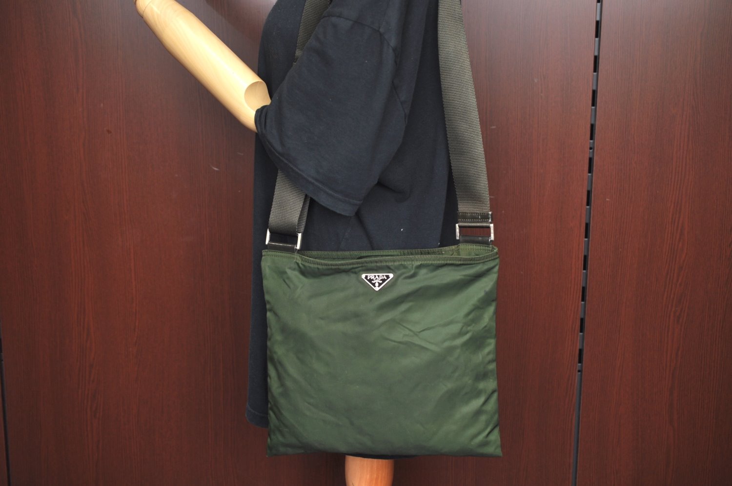 Authentic PRADA Nylon Tessuto Leather Shoulder Cross Bag Purse Green 4181J