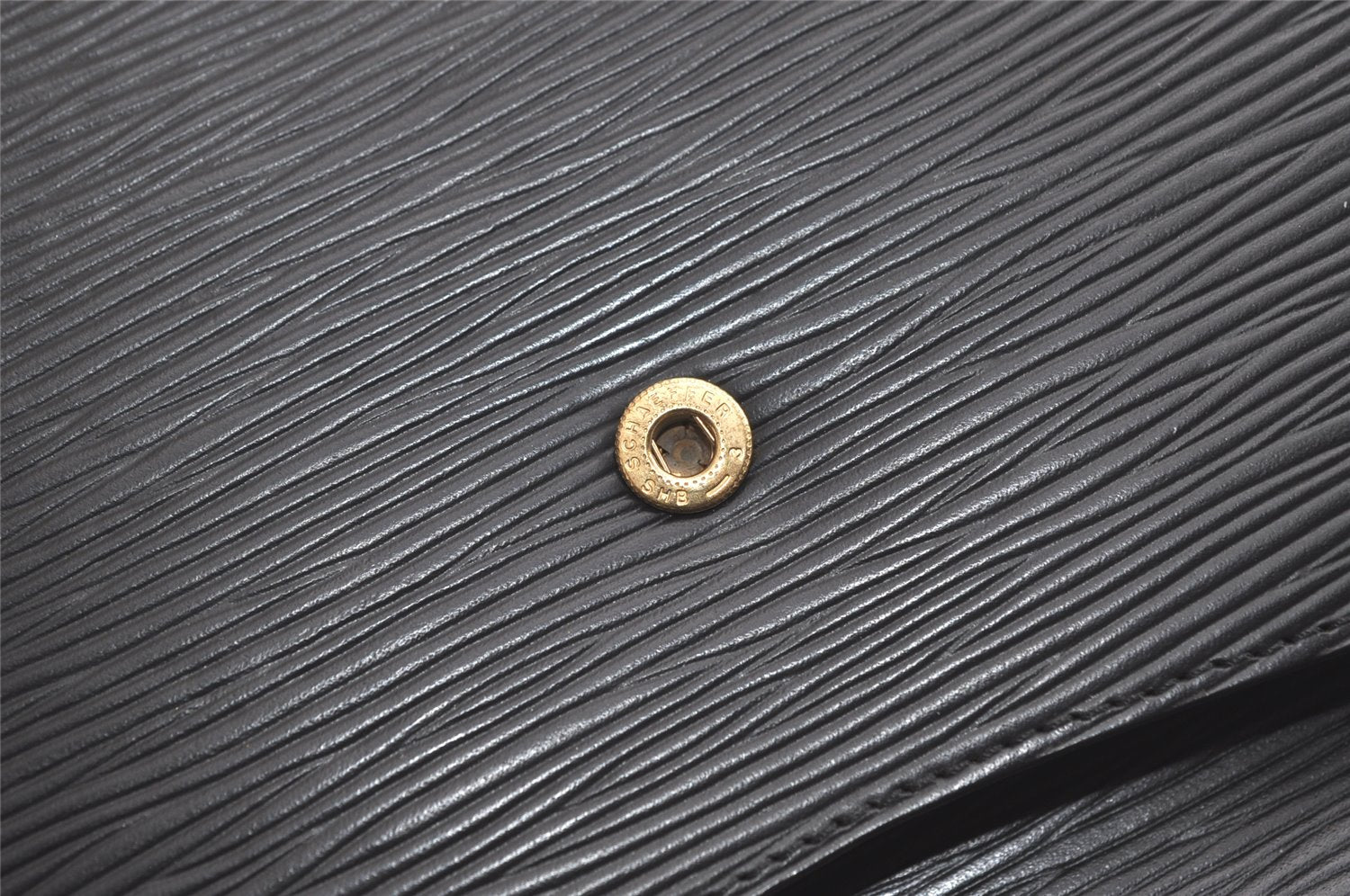 Authentic Louis Vuitton Epi Montaigne 23 Clutch Hand Bag Black M52662 LV 4181K