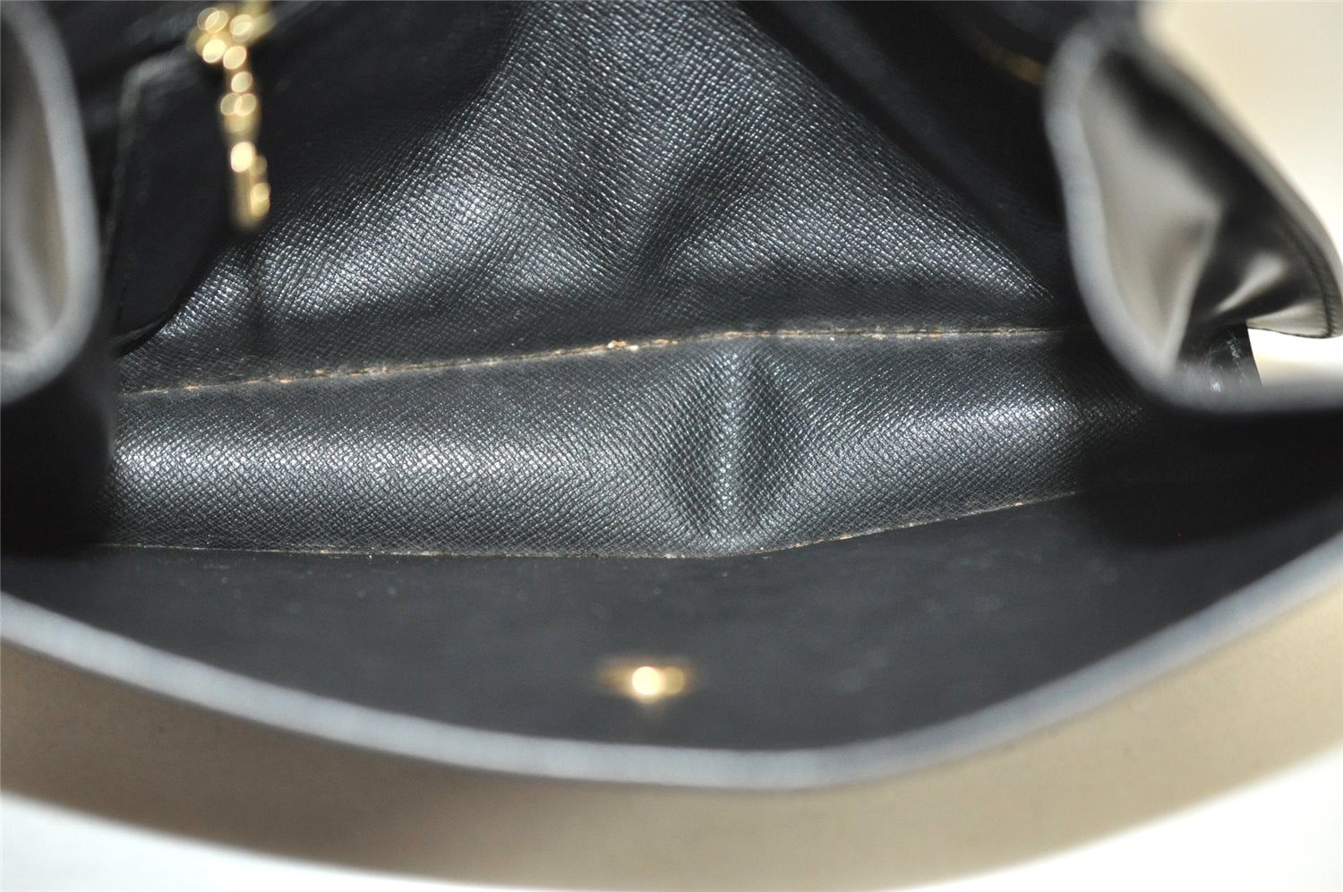 Authentic Louis Vuitton Epi Montaigne 23 Clutch Hand Bag Black M52662 LV 4181K