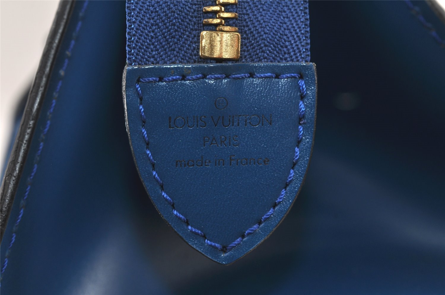Authentic Louis Vuitton Epi Sac Triangle Hand Bag Blue M52095 LV 4183K