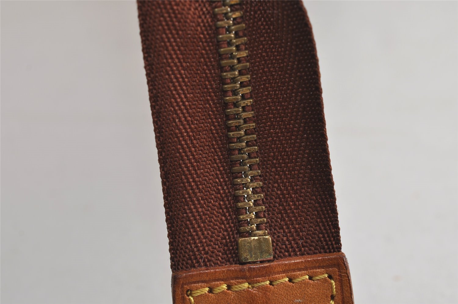 Auth Louis Vuitton Damier Poche Toilette 26 Cosmetic Pouch N47543 Junk 4190J