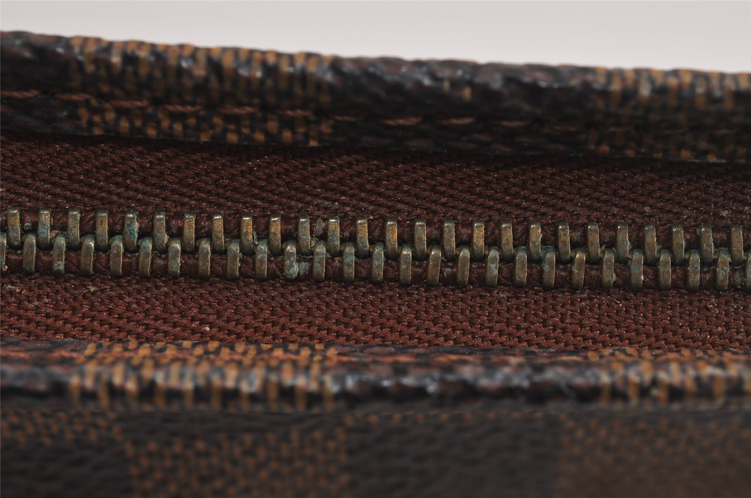 Auth Louis Vuitton Damier Poche Toilette 26 Cosmetic Pouch N47543 Junk 4190J