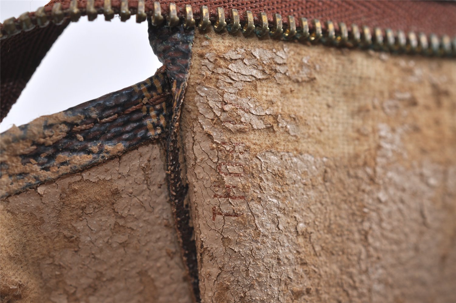 Auth Louis Vuitton Damier Poche Toilette 26 Cosmetic Pouch N47543 Junk 4190J