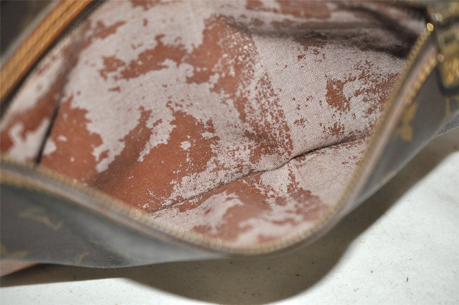 Authentic Louis Vuitton Monogram Marly Dragonne GM M51825 Clutch Hand Bag 4191I