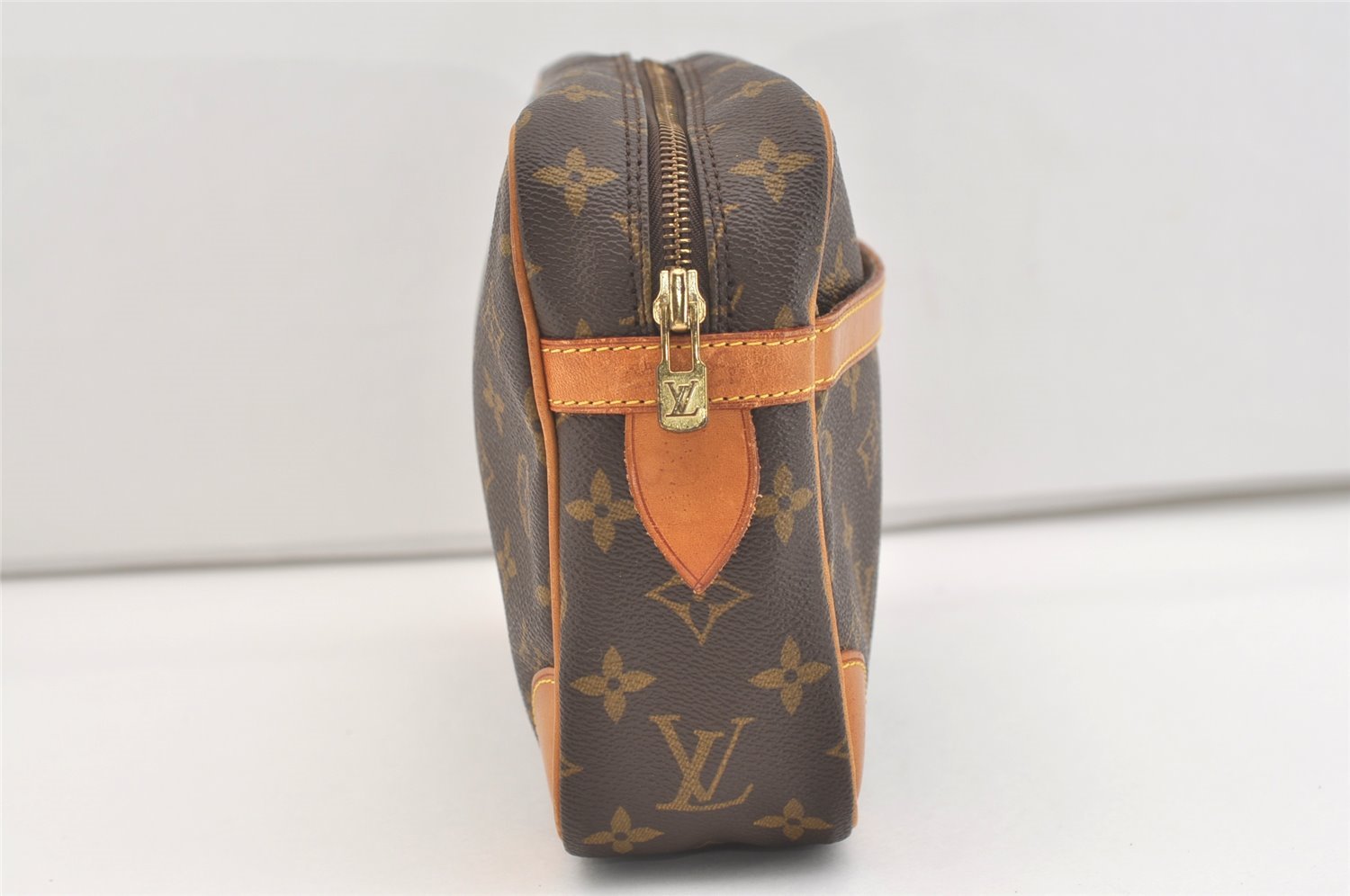 Authentic Louis Vuitton Monogram Compiegne 28 Clutch Hand Bag M51845 LV 4192J