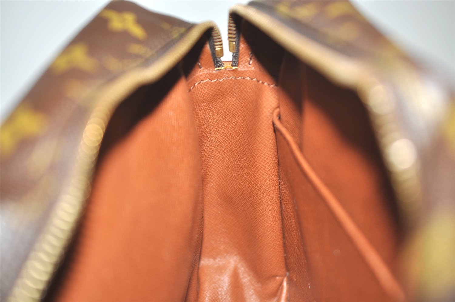 Authentic Louis Vuitton Monogram Compiegne 28 Clutch Hand Bag M51845 LV 4192J