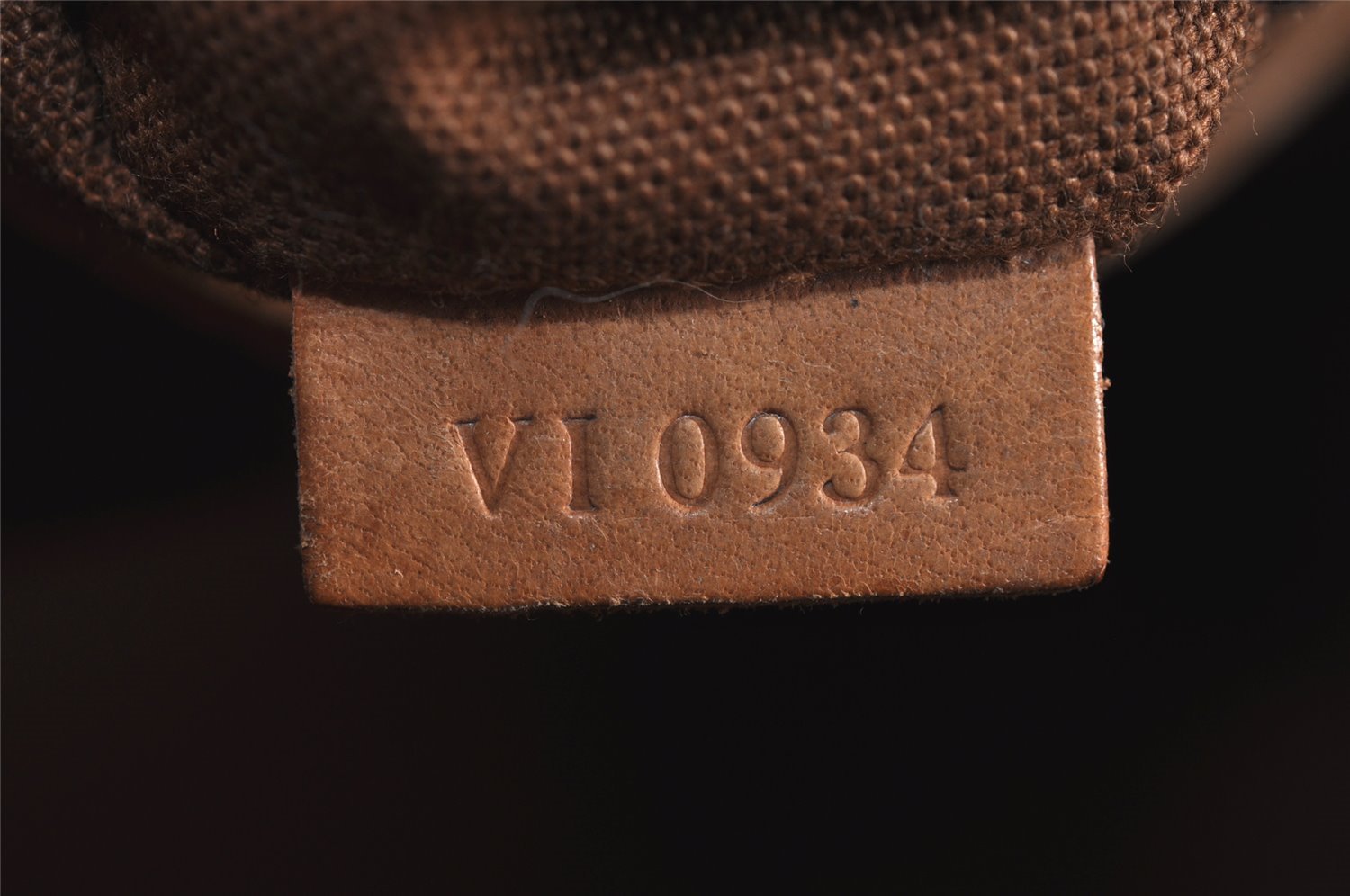 Authentic Louis Vuitton Monogram Alma Hand Bag Purse M51130 LV 4193J