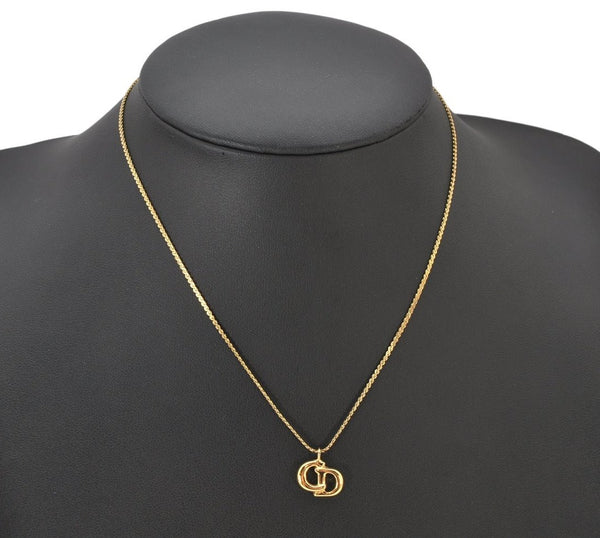 Authentic Christian Dior Gold Tone Chain Pendant Necklace CD 4194K