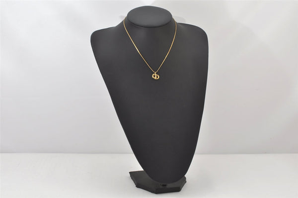 Authentic Christian Dior Gold Tone Chain Pendant Necklace CD 4194K