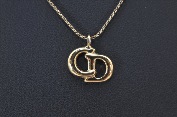 Authentic Christian Dior Gold Tone Chain Pendant Necklace CD 4194K