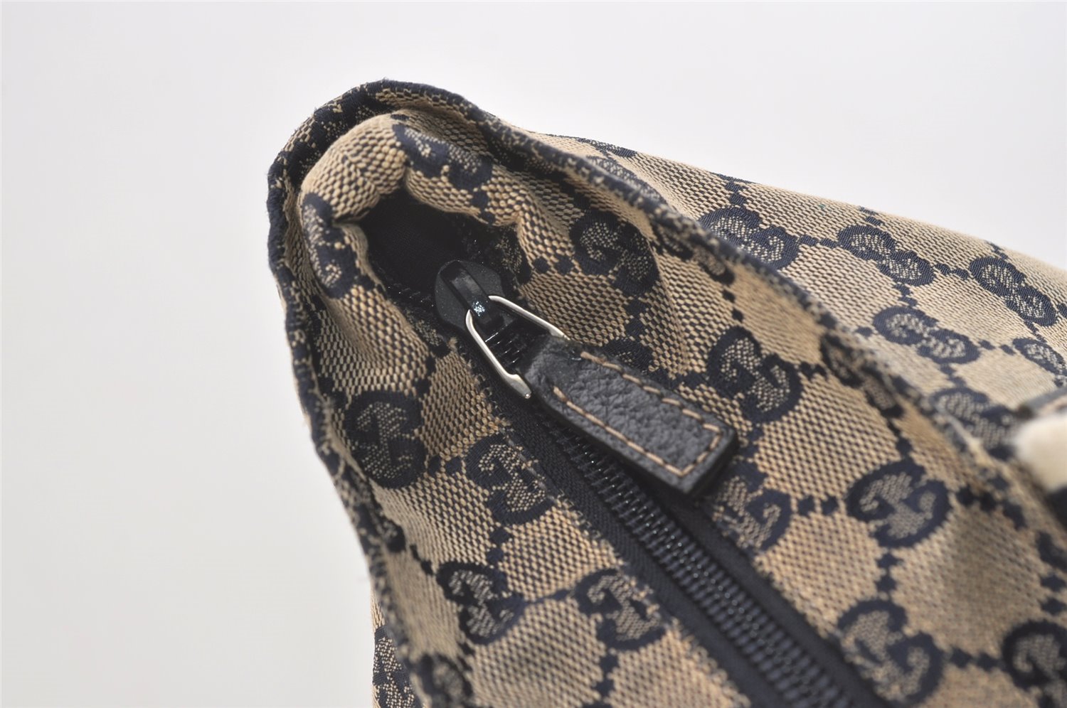 Authentic GUCCI Sherry Line Hand Bag GG Canvas Leather 131228 Navy Blue 4195J