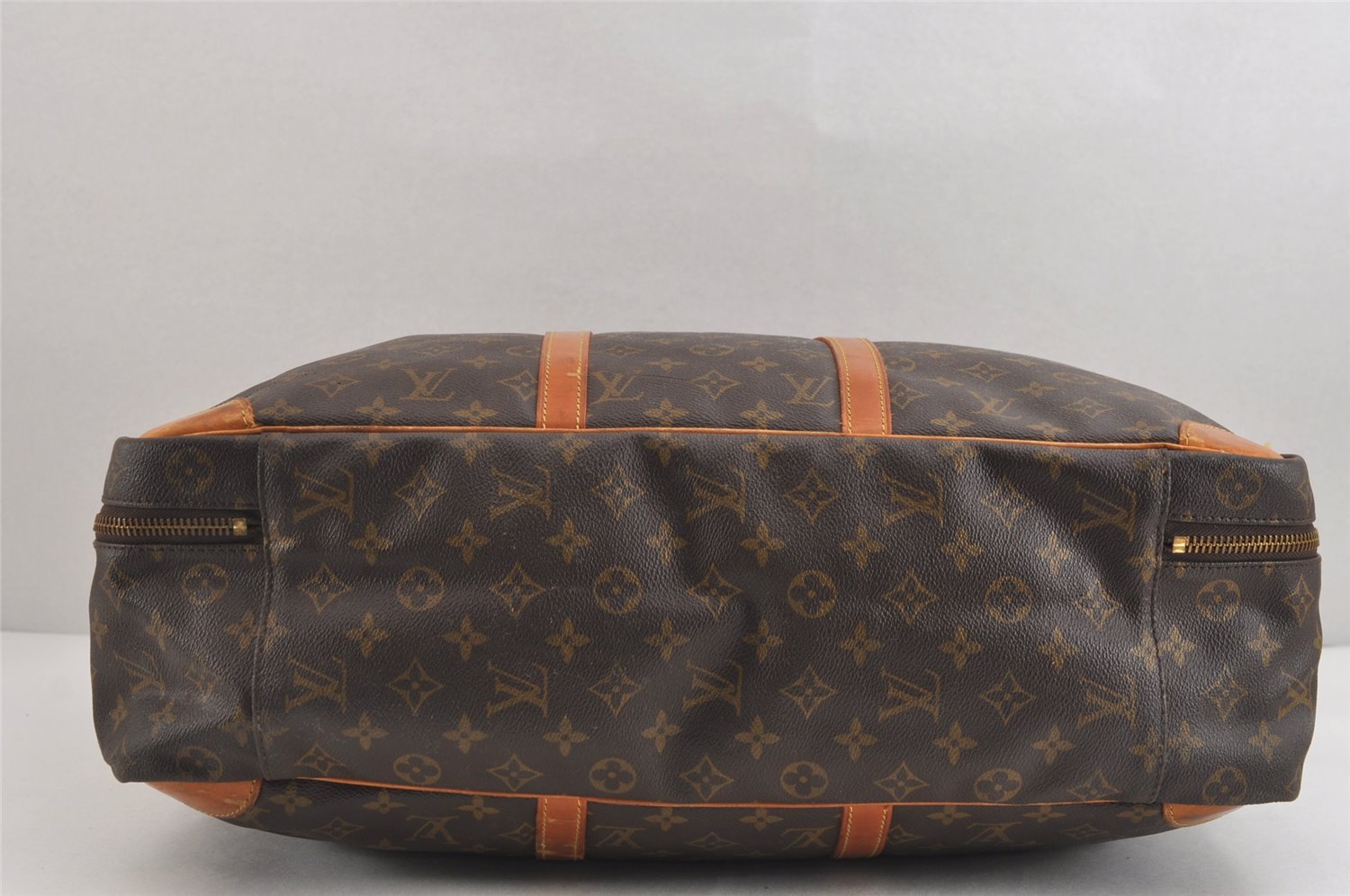 Authentic Louis Vuitton Monogram Sirius 50 Travel Boston Bag Old Model LV 4196J