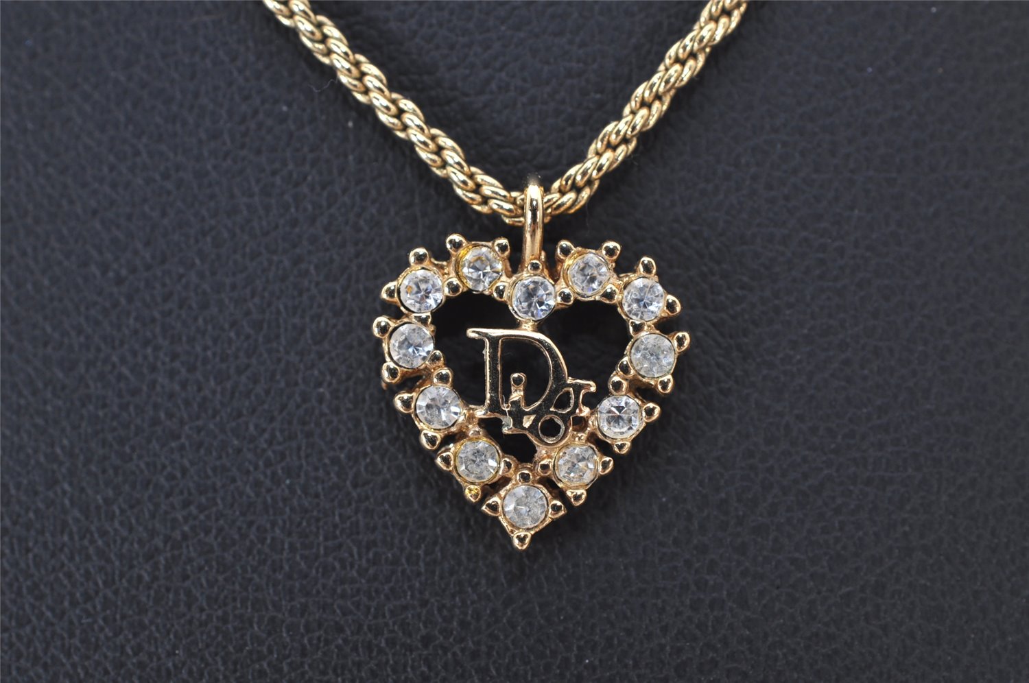 Authentic Christian Dior Gold Tone Rhinestone Chain Pendant Necklace CD 4196K