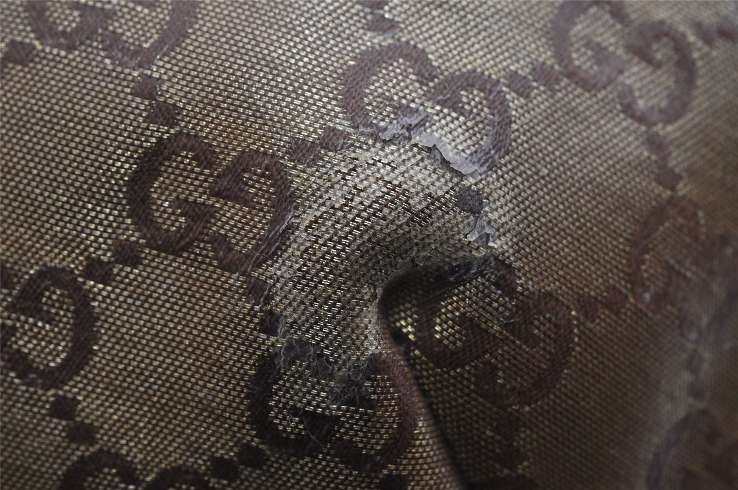 Authentic GUCCI GG Crystal Shoulder Cross Body Bag PVC Leather 181092 Gold 4201I