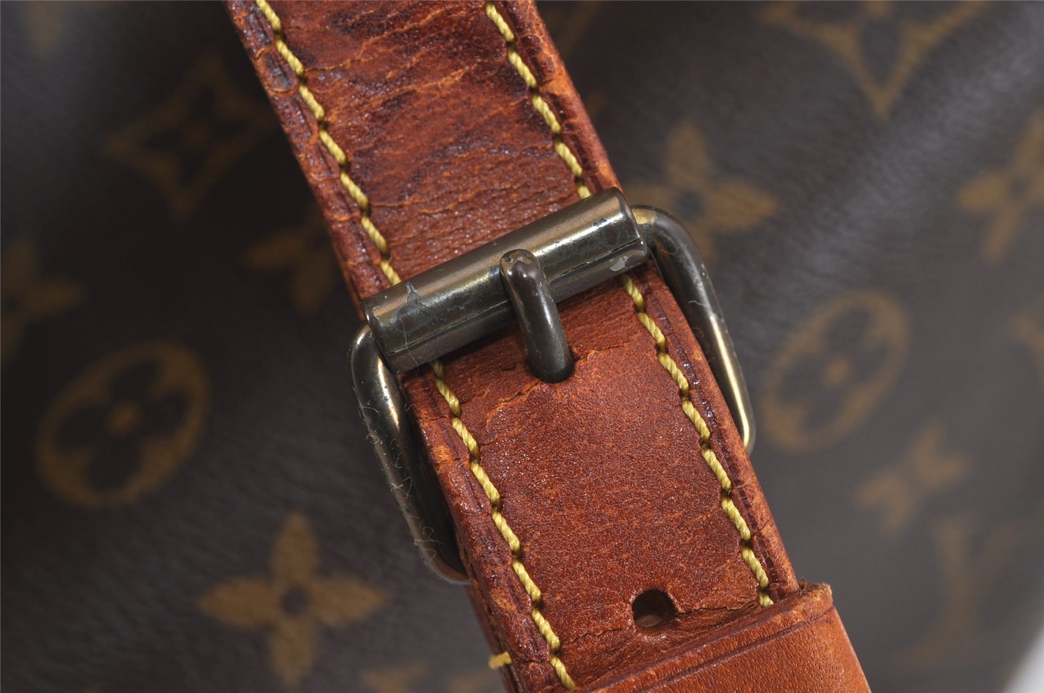 Authentic Louis Vuitton Monogram Petit Noe M42226 Shoulder Drawstring Bag 4203J