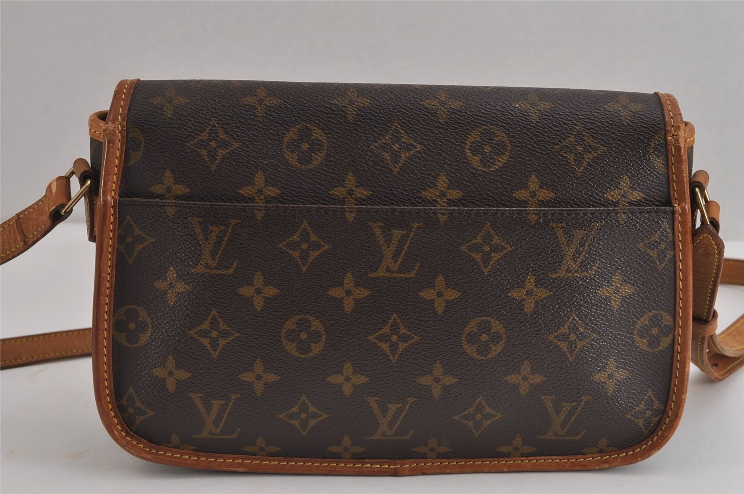 Authentic Louis Vuitton Monogram Sologne Shoulder Cross Body Bag M42250 LV 4204J